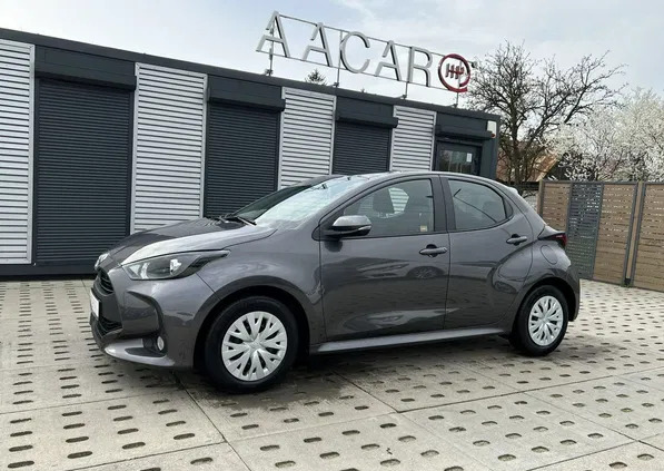 pomorskie Toyota Yaris cena 69900 przebieg: 43803, rok produkcji 2022 z Olecko